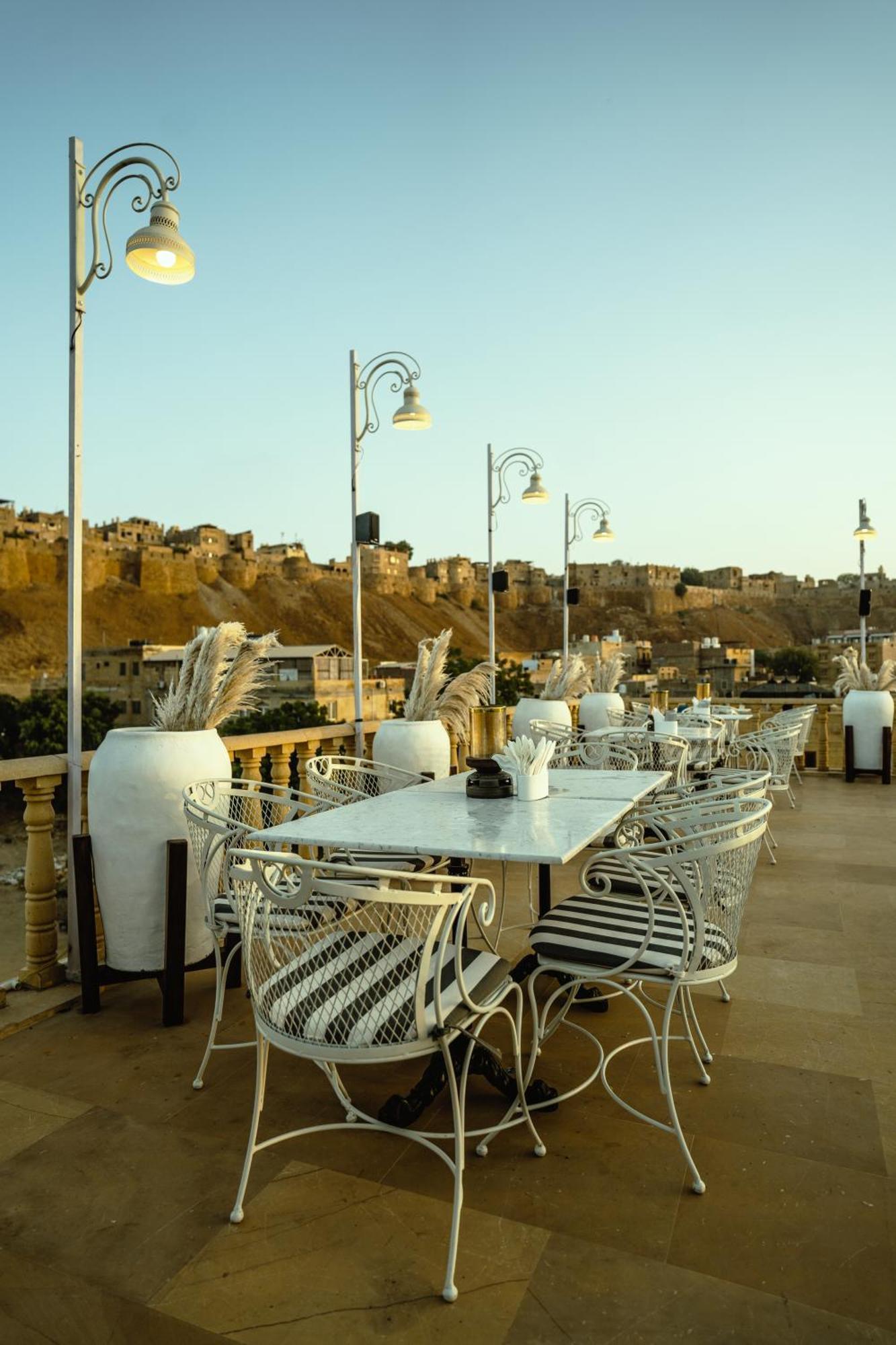 Fateh Villa A Luxury Boutique Hotel ไจซัลเมอร์ ภายนอก รูปภาพ