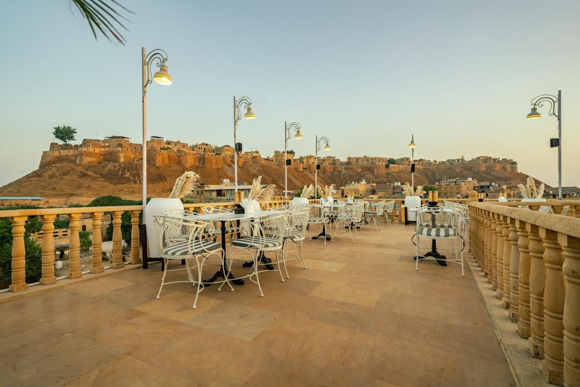 Fateh Villa A Luxury Boutique Hotel ไจซัลเมอร์ ภายนอก รูปภาพ