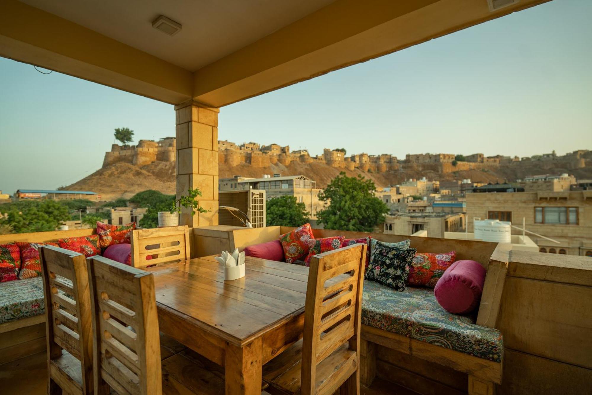 Fateh Villa A Luxury Boutique Hotel ไจซัลเมอร์ ภายนอก รูปภาพ