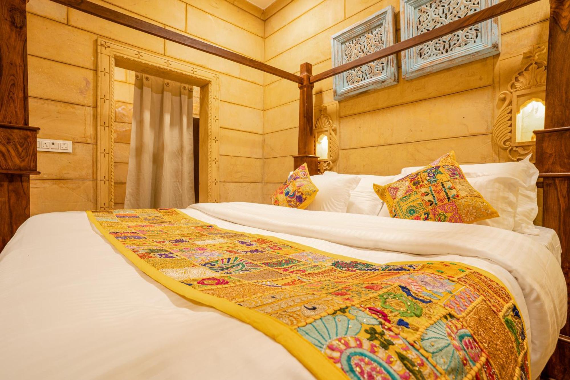 Fateh Villa A Luxury Boutique Hotel ไจซัลเมอร์ ภายนอก รูปภาพ
